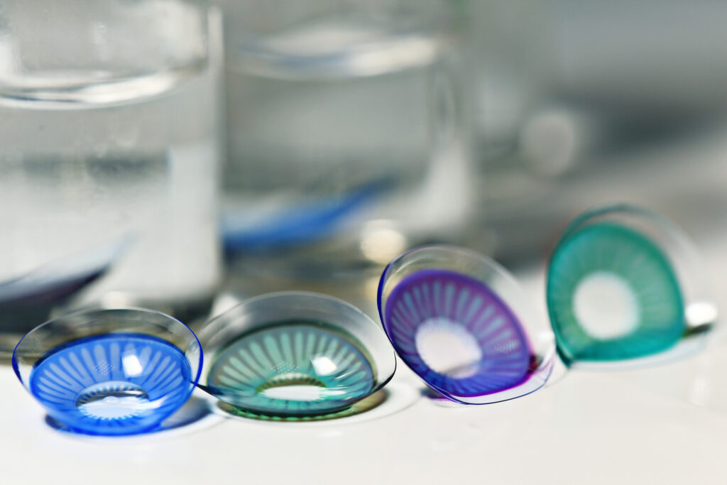 Buying Non-Prescription Colored Contacts Safely 6 Colored contact lens lined up