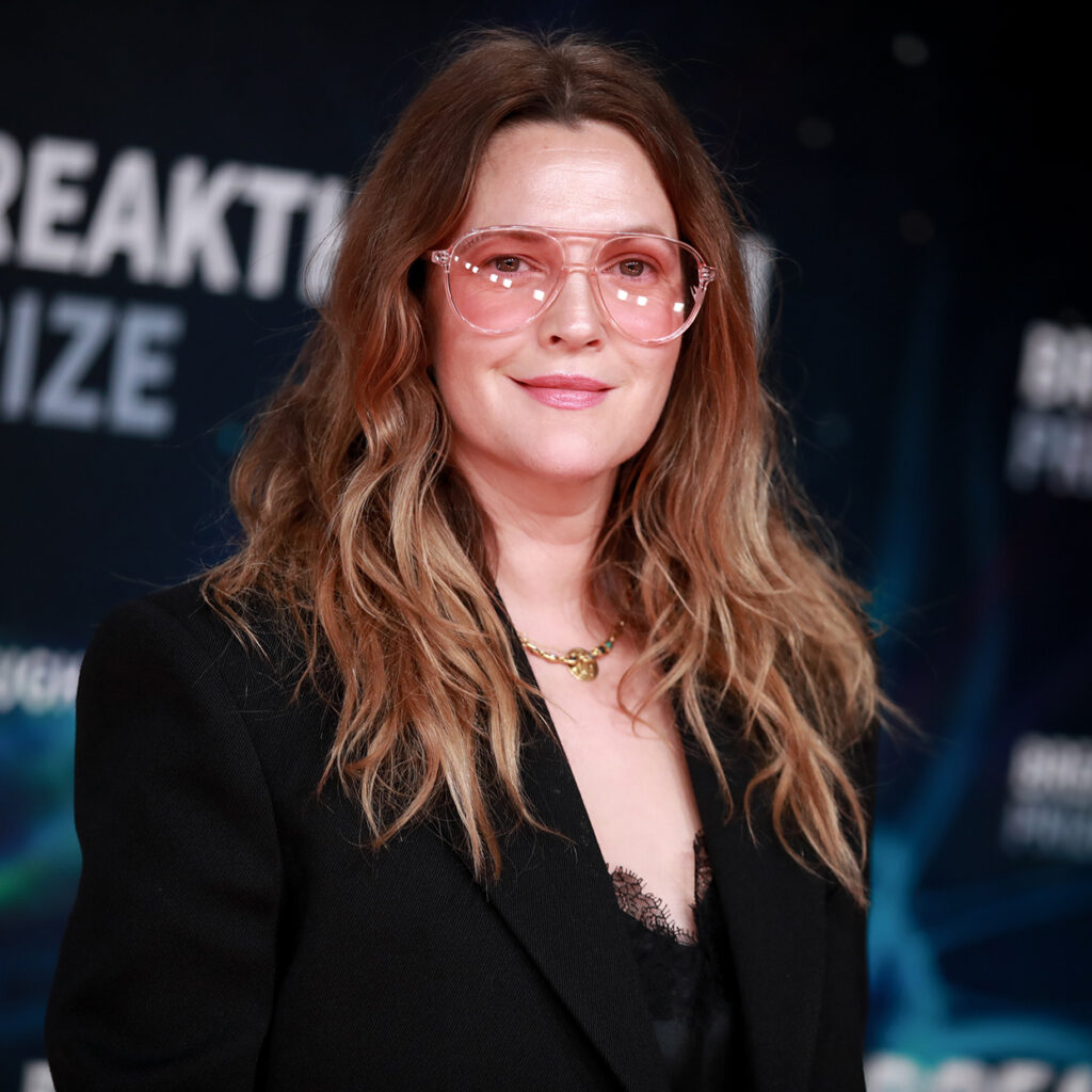 The Best Glasses for Round Faces 65 Round face shape drew barrymore